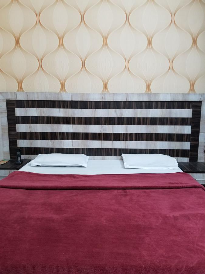 Time Square Guest House 잘란다르 외부 사진