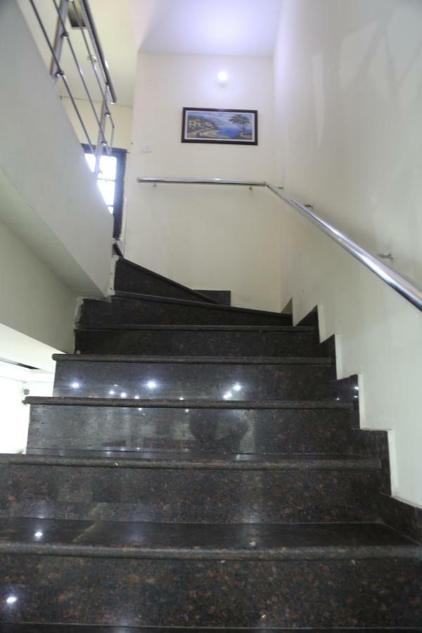 Time Square Guest House 잘란다르 외부 사진